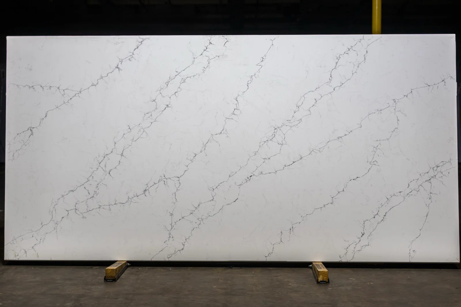 Calacatta Avenza Quartz Slab in Northridge, Los Angeles