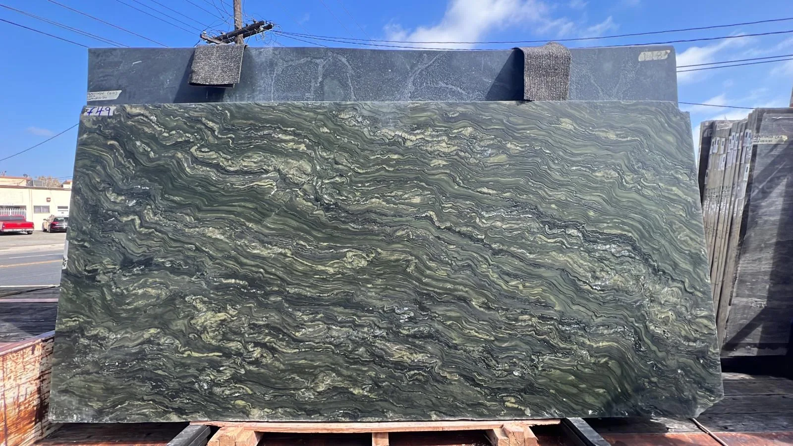 Vision Green Granite Slab in North Hollywood, Los Angeles