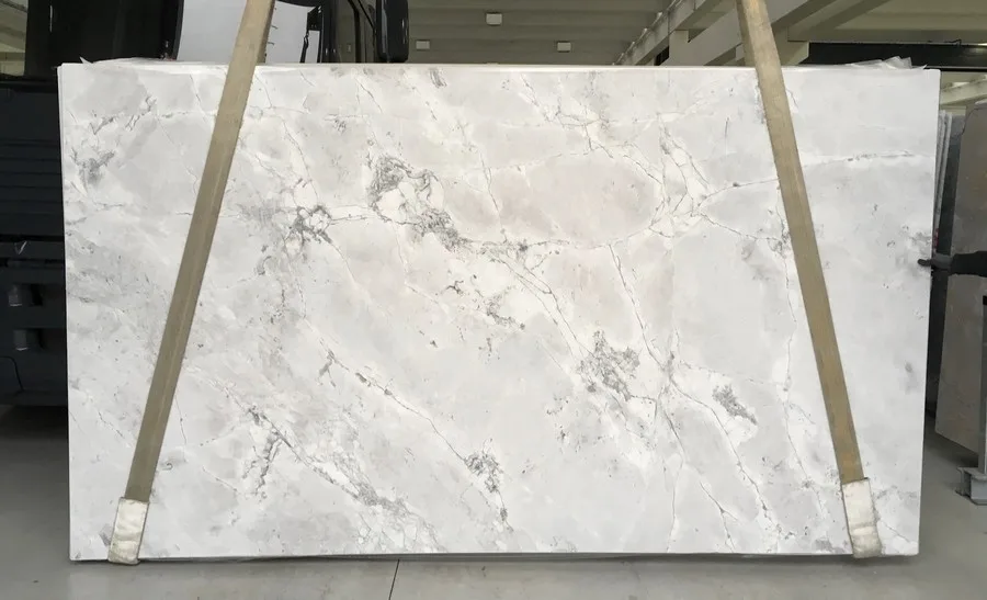 Super White Quartzite Slab in Sun Valley, Los Angeles