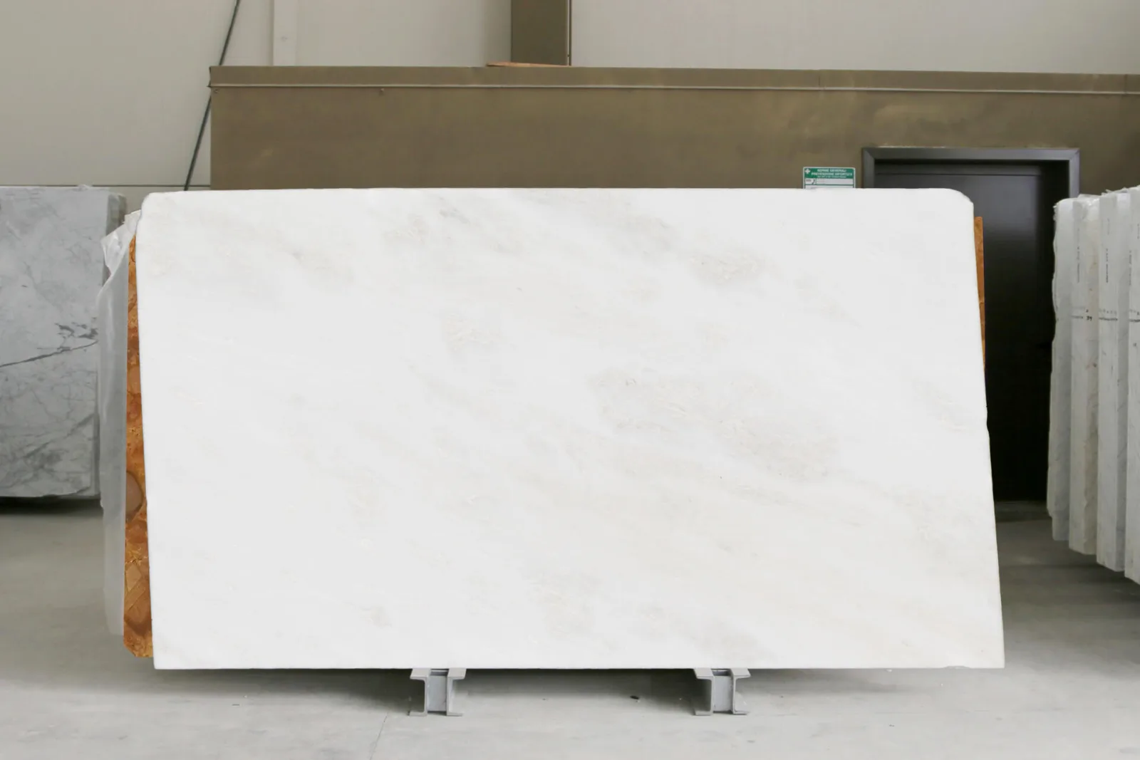 Namibian White 1st Choice Marble Slab in Sun Valley, Los Angeles