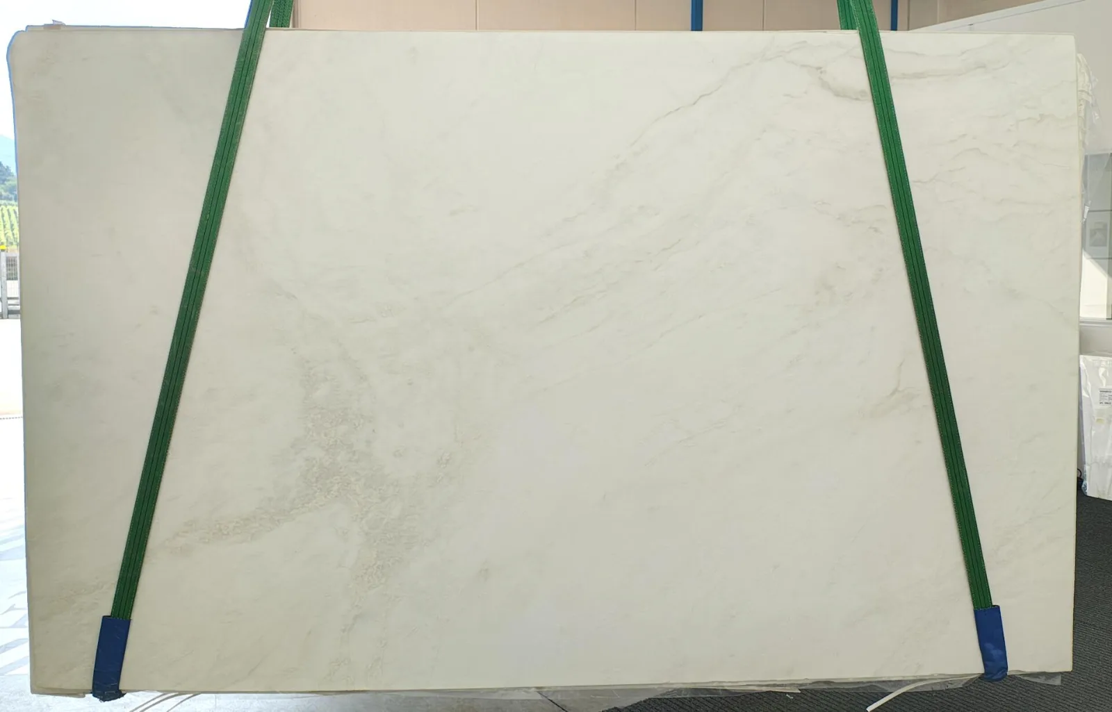 Namibian White Marble Slab in Sun Valley, Los Angeles