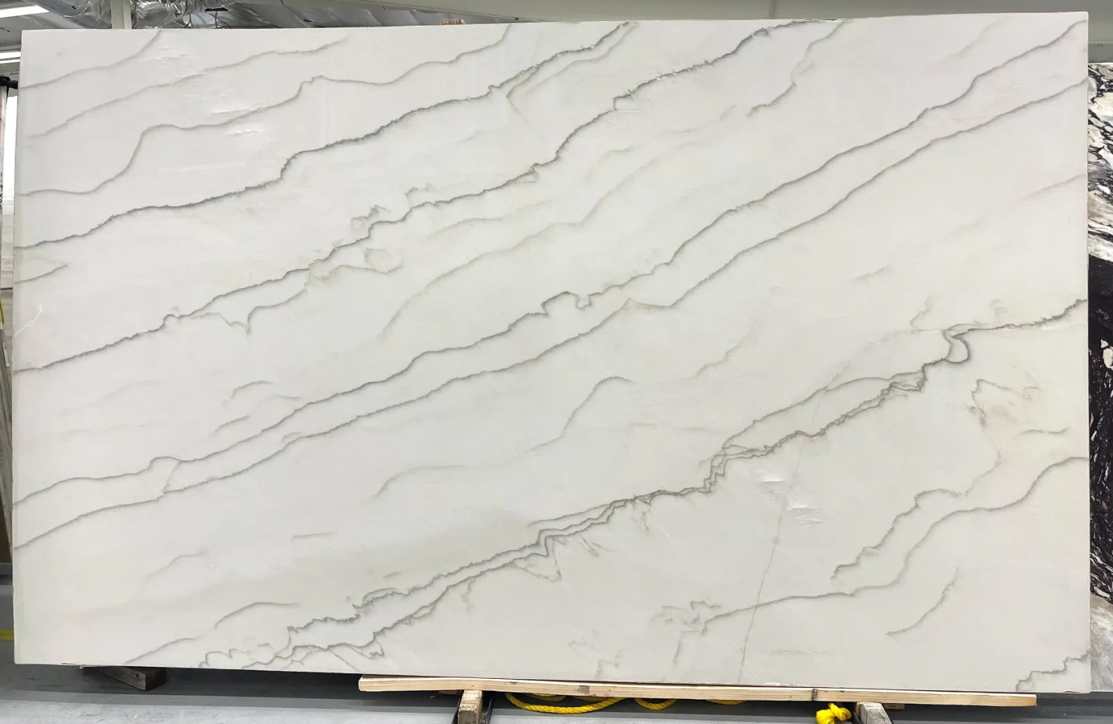 Calacatta Quartzite Slab in Van Nuys, Los Angeles