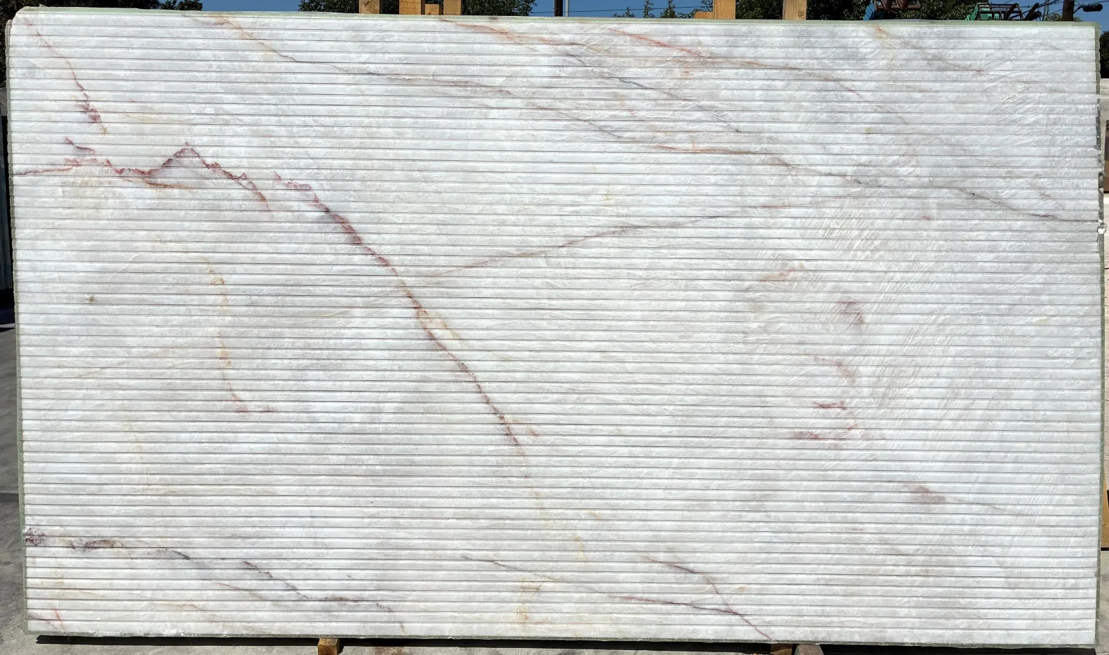 Cristallo Champagne Quartzite Slab in Van Nuys, Los Angeles
