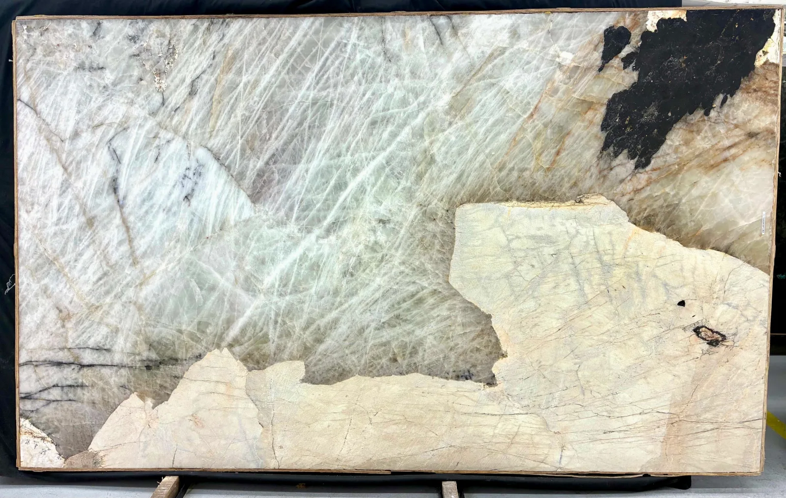 Patagonia Quartzite Slab in Van Nuys, Los Angeles