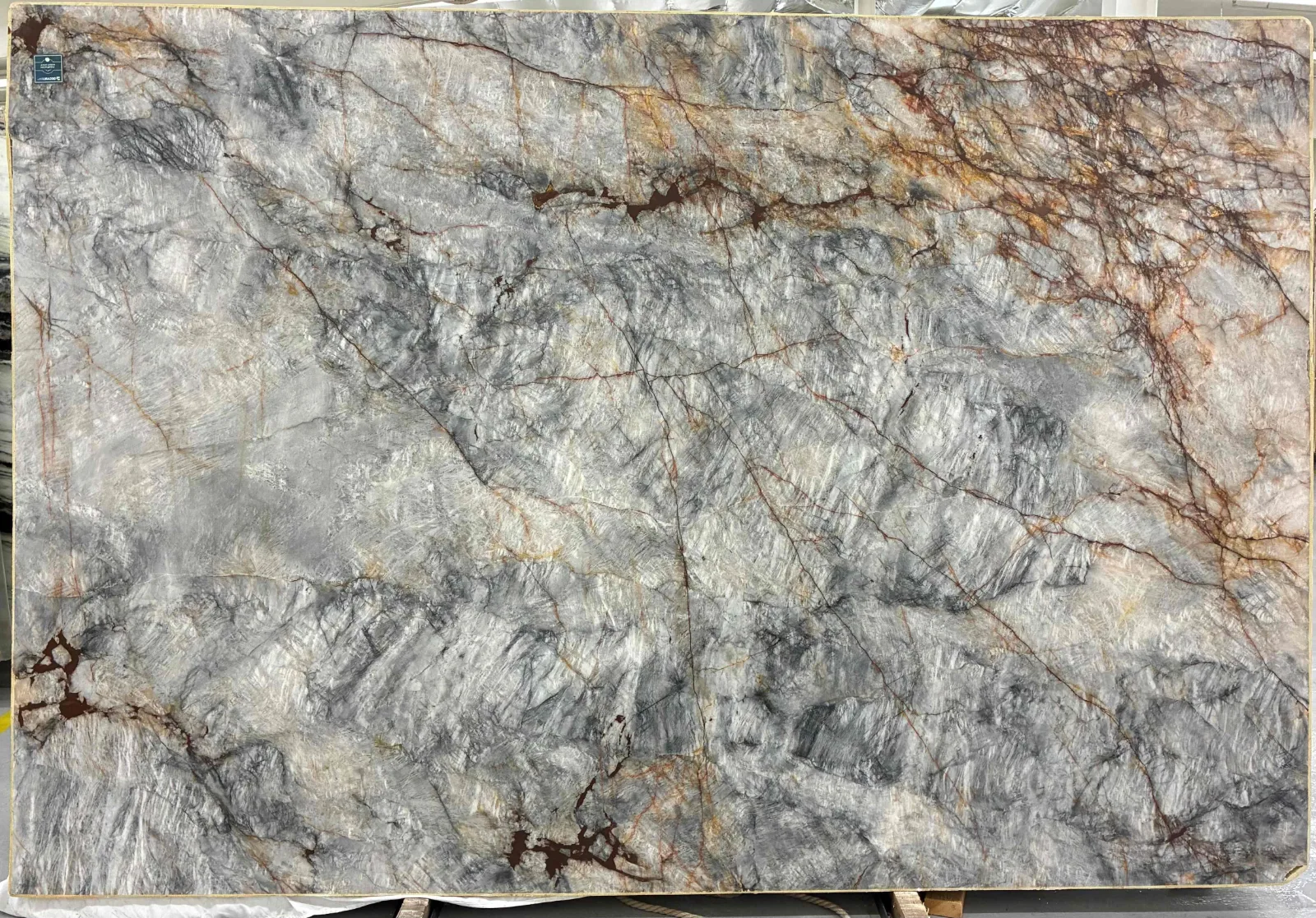 Cristallo Azur Quartzite Slab in Van Nuys, Los Angeles