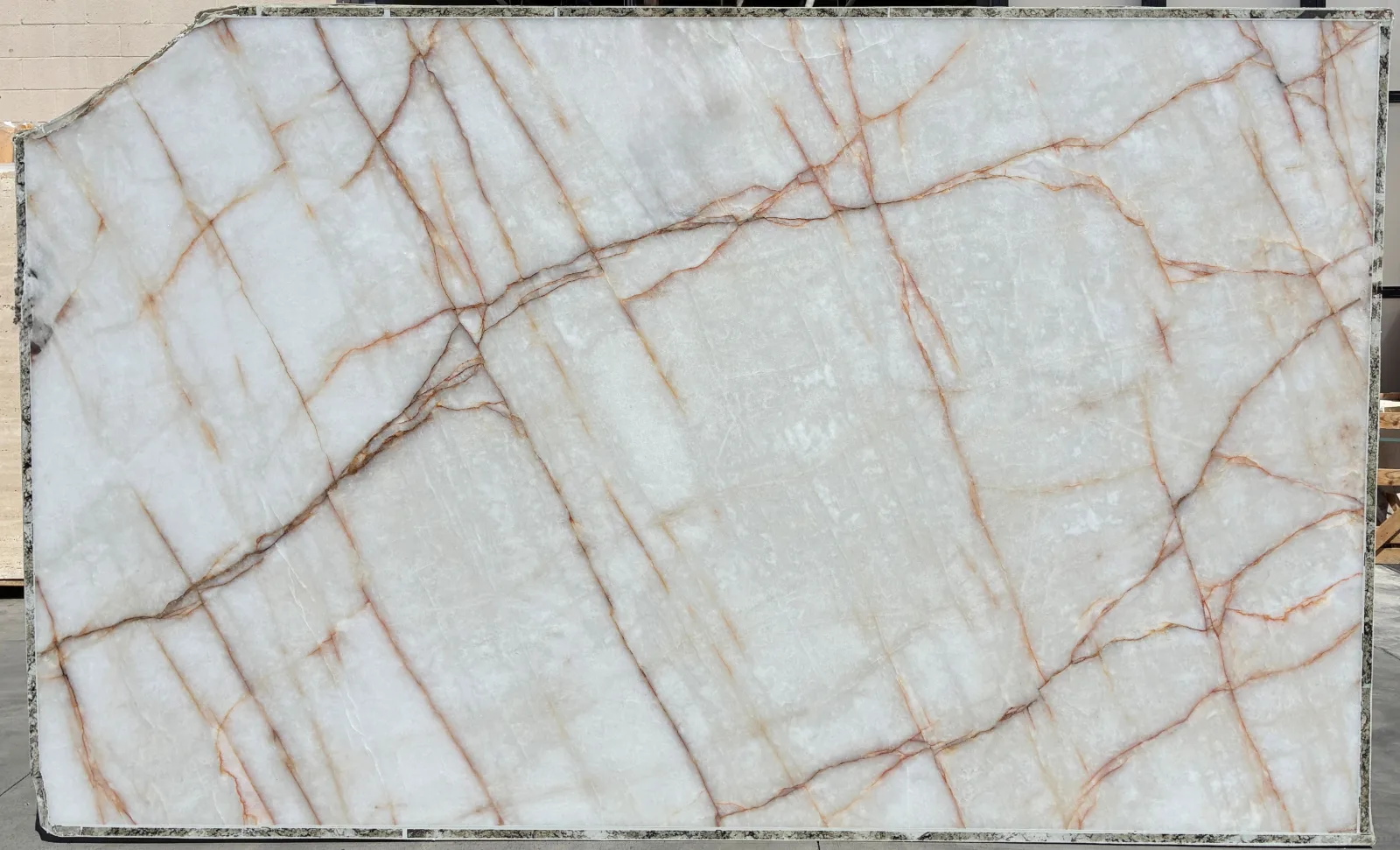 Cristallo Iceberg Quartzite Slab in Van Nuys, Los Angeles