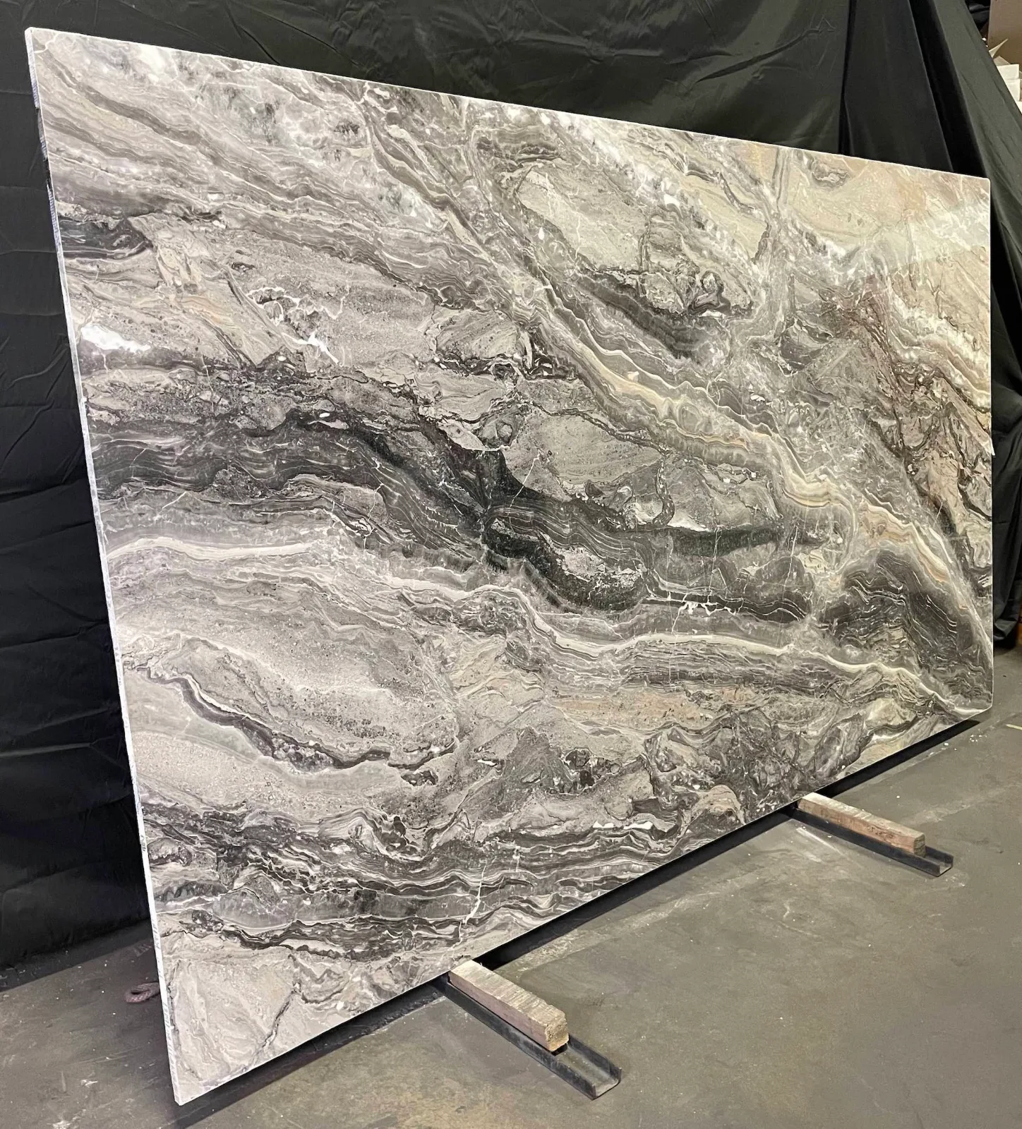 Arabescato Orobico Marble Slab in Van Nuys, Los Angeles