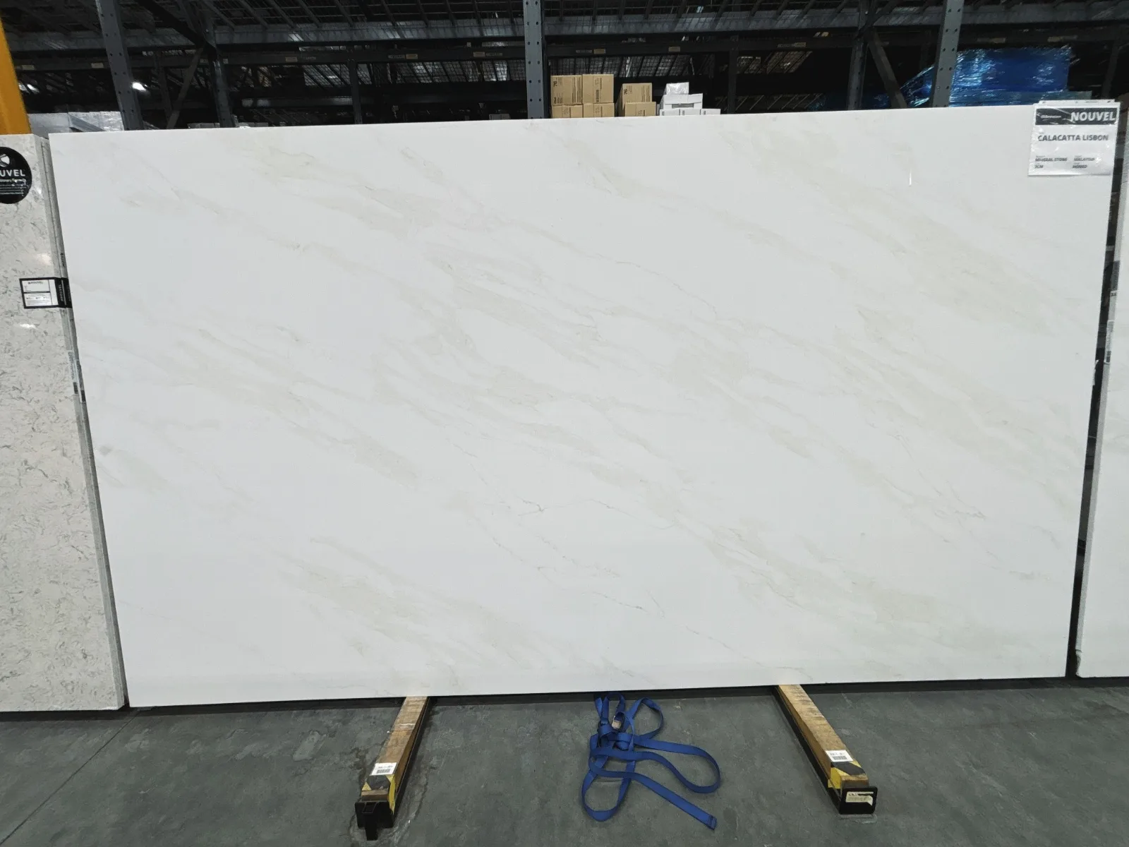 Nouvel Calacatta Lisbon Quartz Slab in Sylmar, Los Angeles