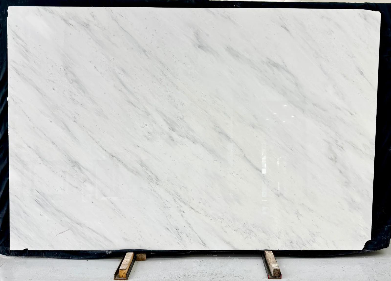 Calacatta Bella Extra Marble Slab in Van Nuys, Los Angeles
