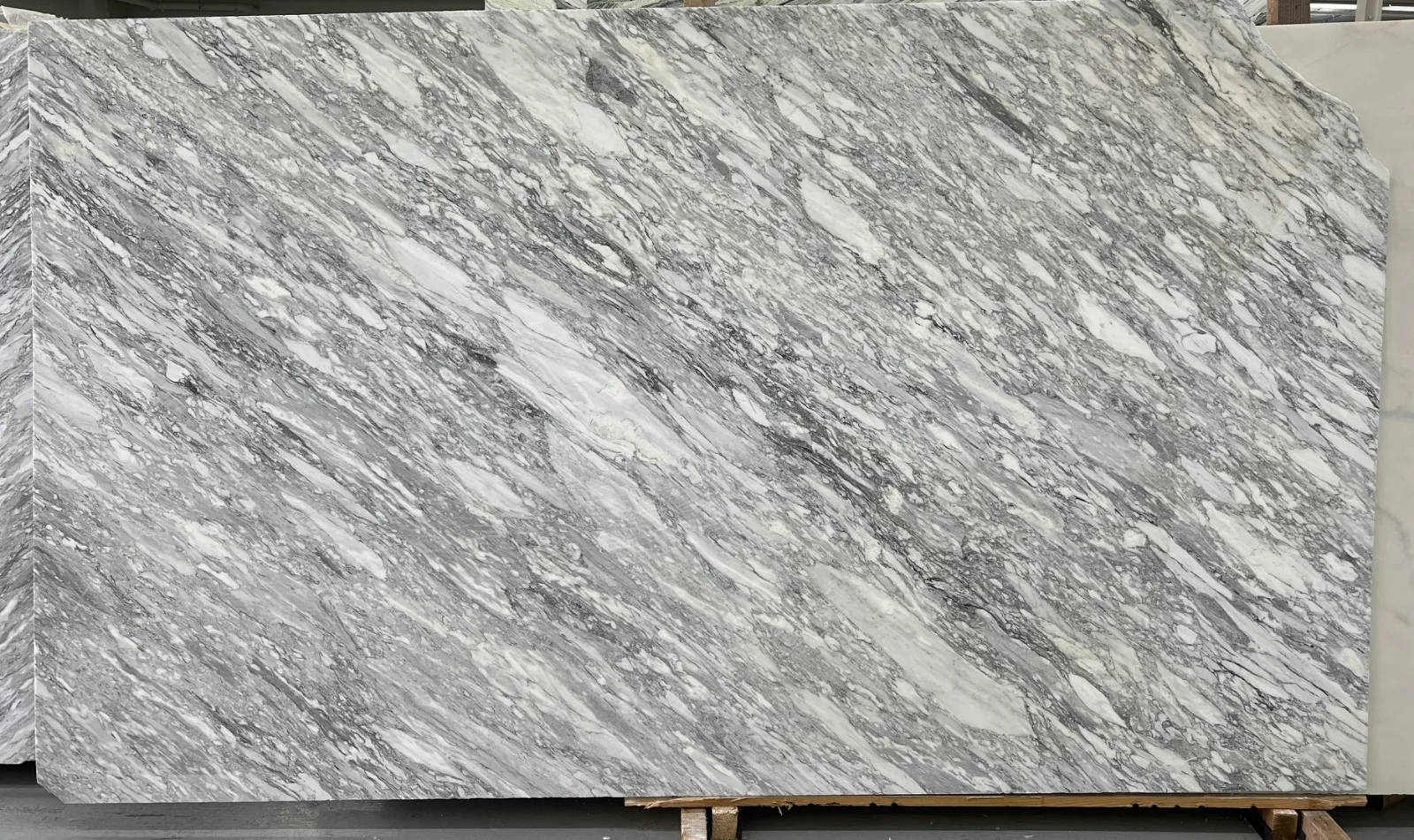 Arabescato Argento Marble Slab in Van Nuys, Los Angeles