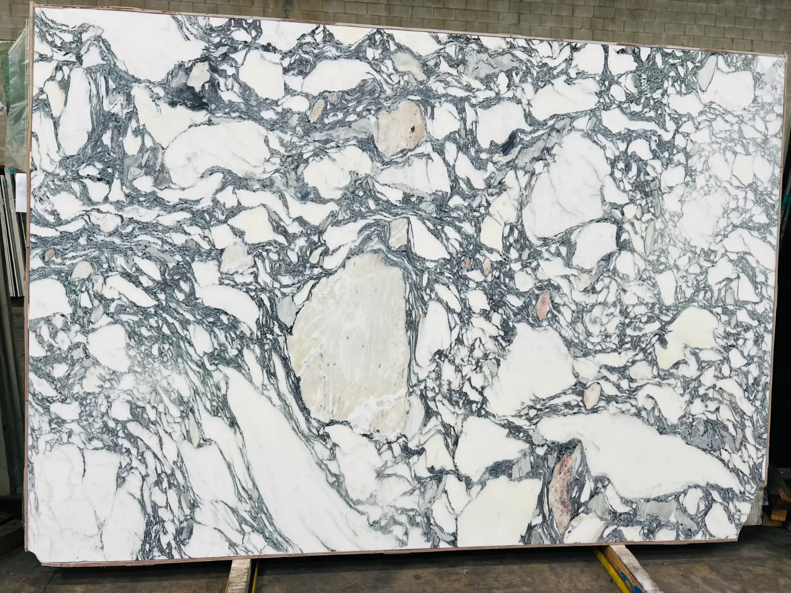 Calacatta Viola Marble Slab in North Hollywood, Los Angeles