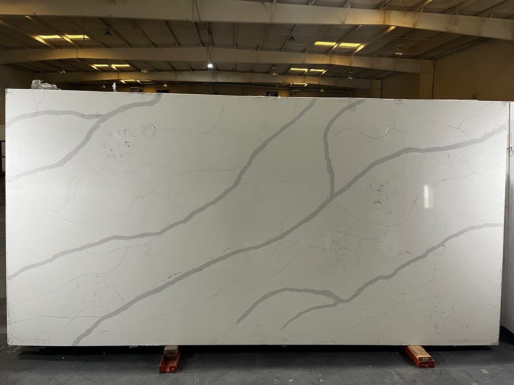 Statuario Venato Quartz Slab in Orange