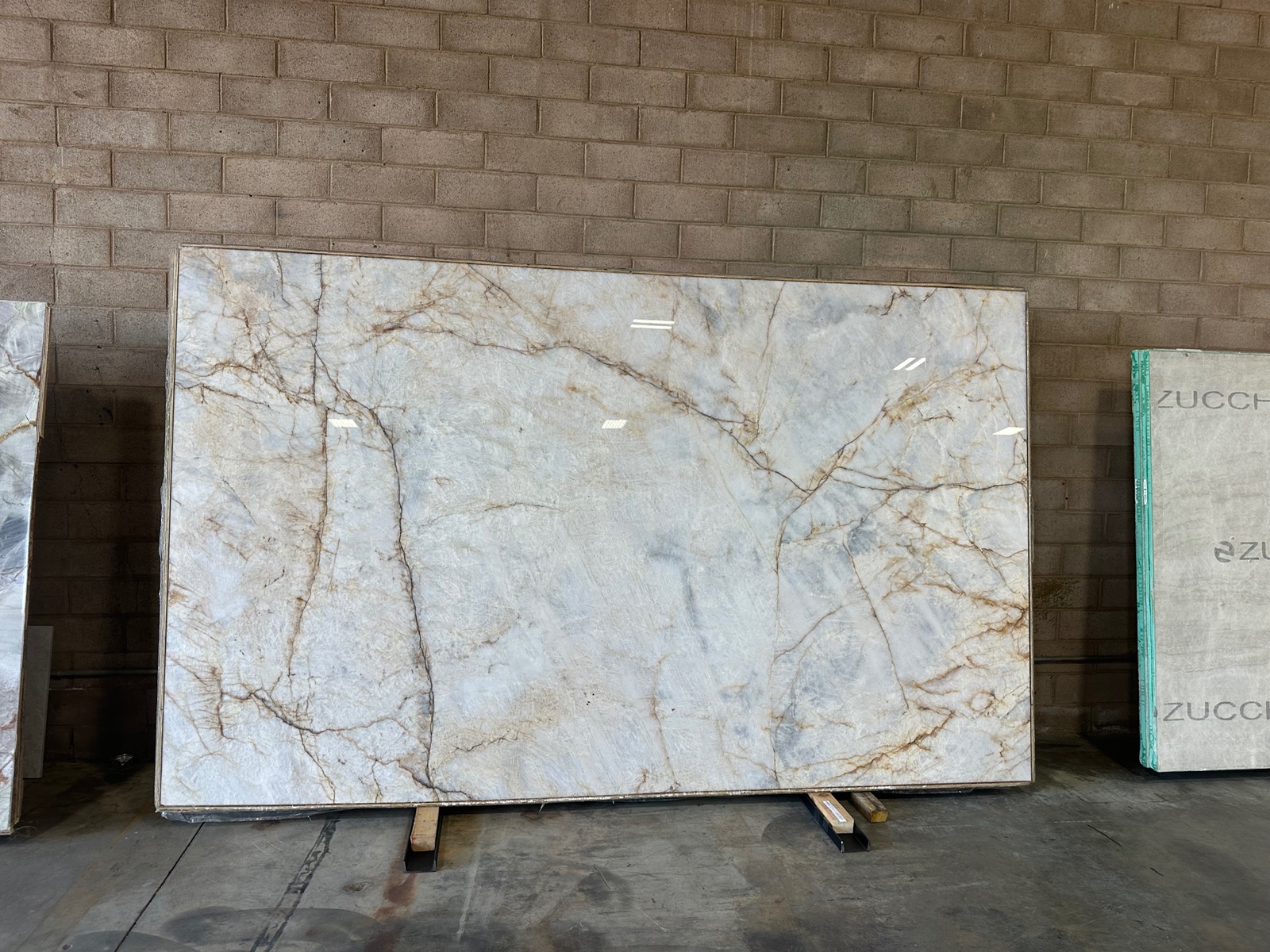 Cristallo Faberge Quartzite Slab in Sun Valley, Los Angeles