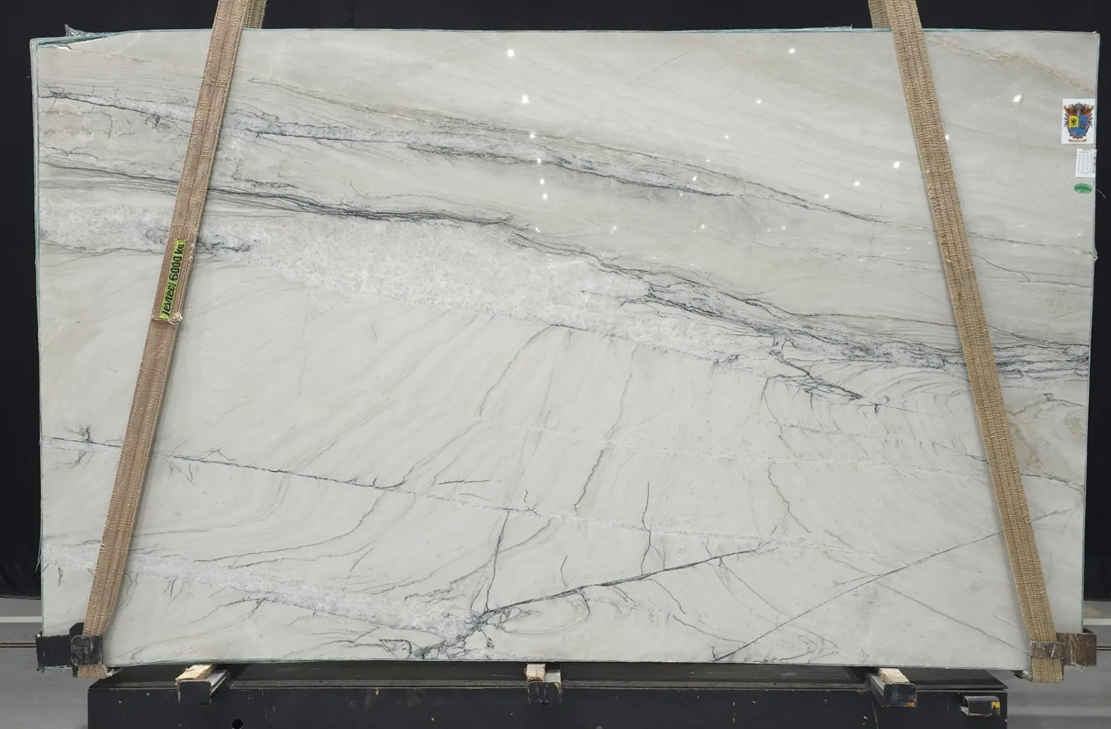 Fantasy Lux Quartzite Slab in Sun Valley, Los Angeles