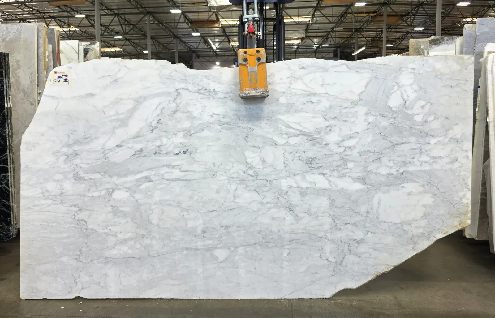Calacatta Cremo Marble Slab in Los Angeles