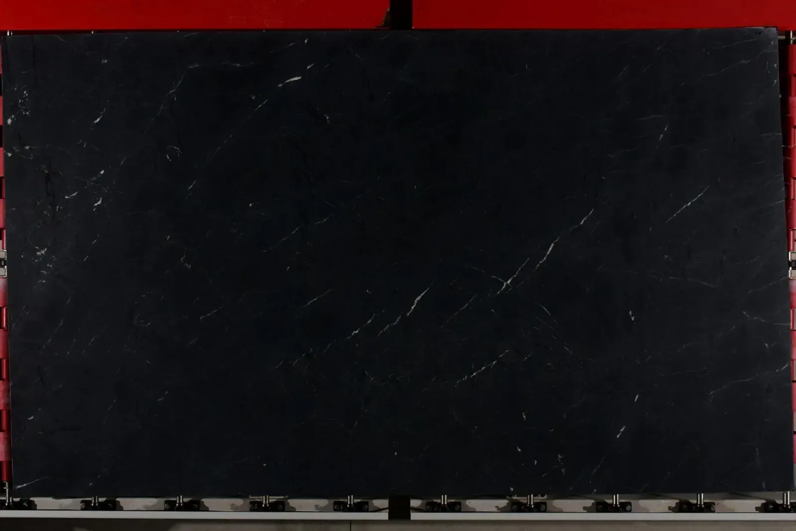 Saratoga Quartzite Slab in Los Angeles