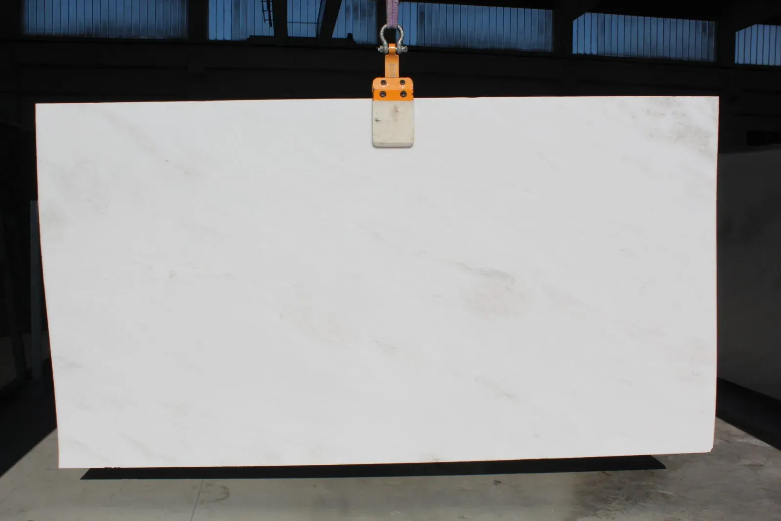 Namibian White 1st Choice Marble Slab in Los Angeles