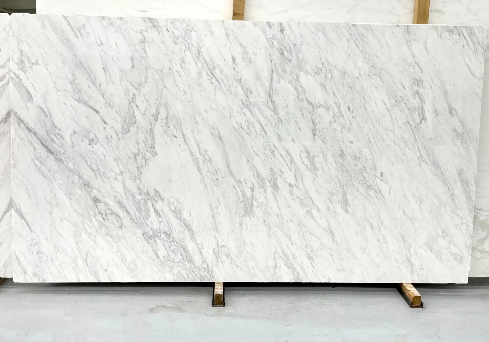 Calacatta Venus Marble Slab in Van Nuys, Los Angeles