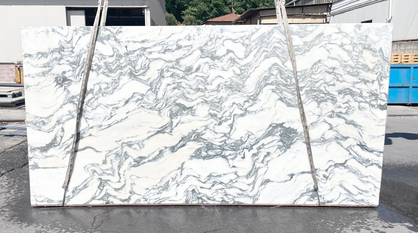Arabescato Arni Marble Slab in Sun Valley, Los Angeles