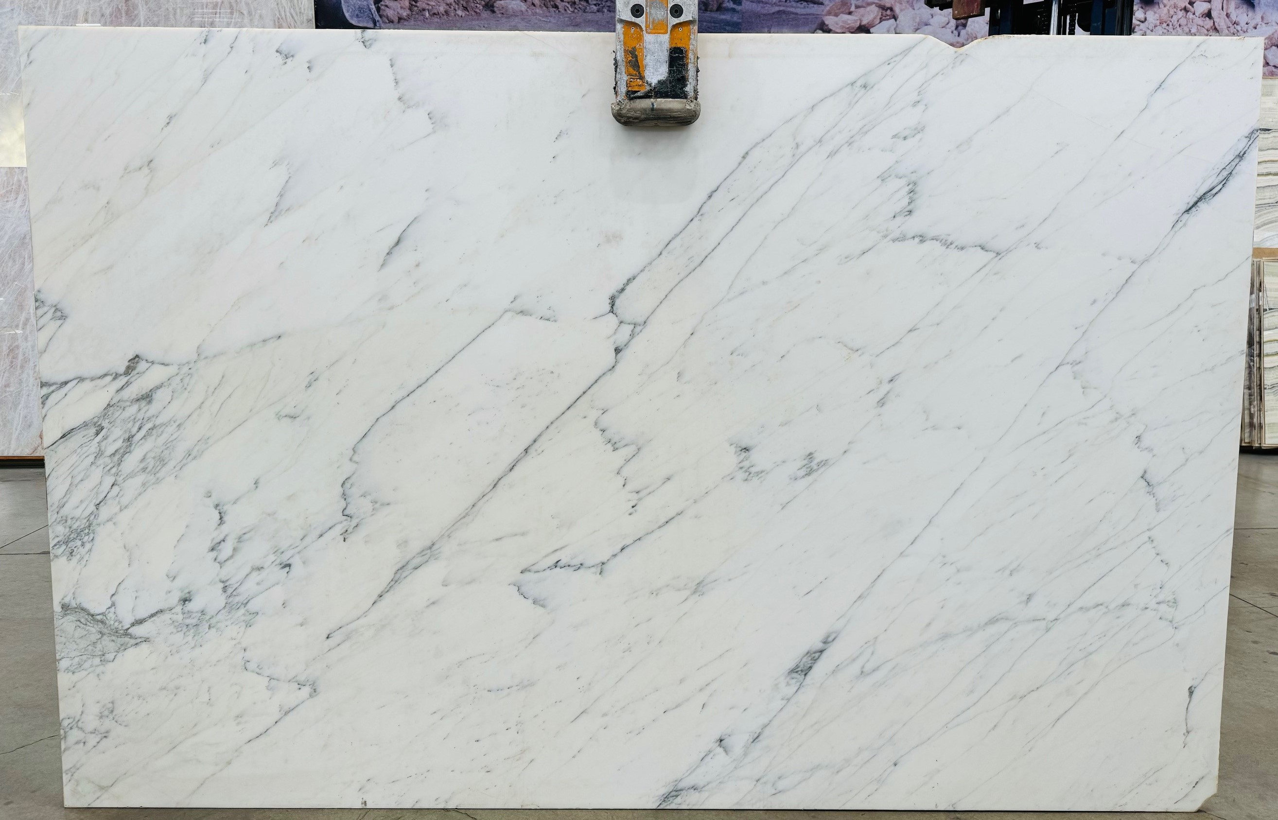Calacatta Altissimo Marble Slab in Sun Valley, Los Angeles