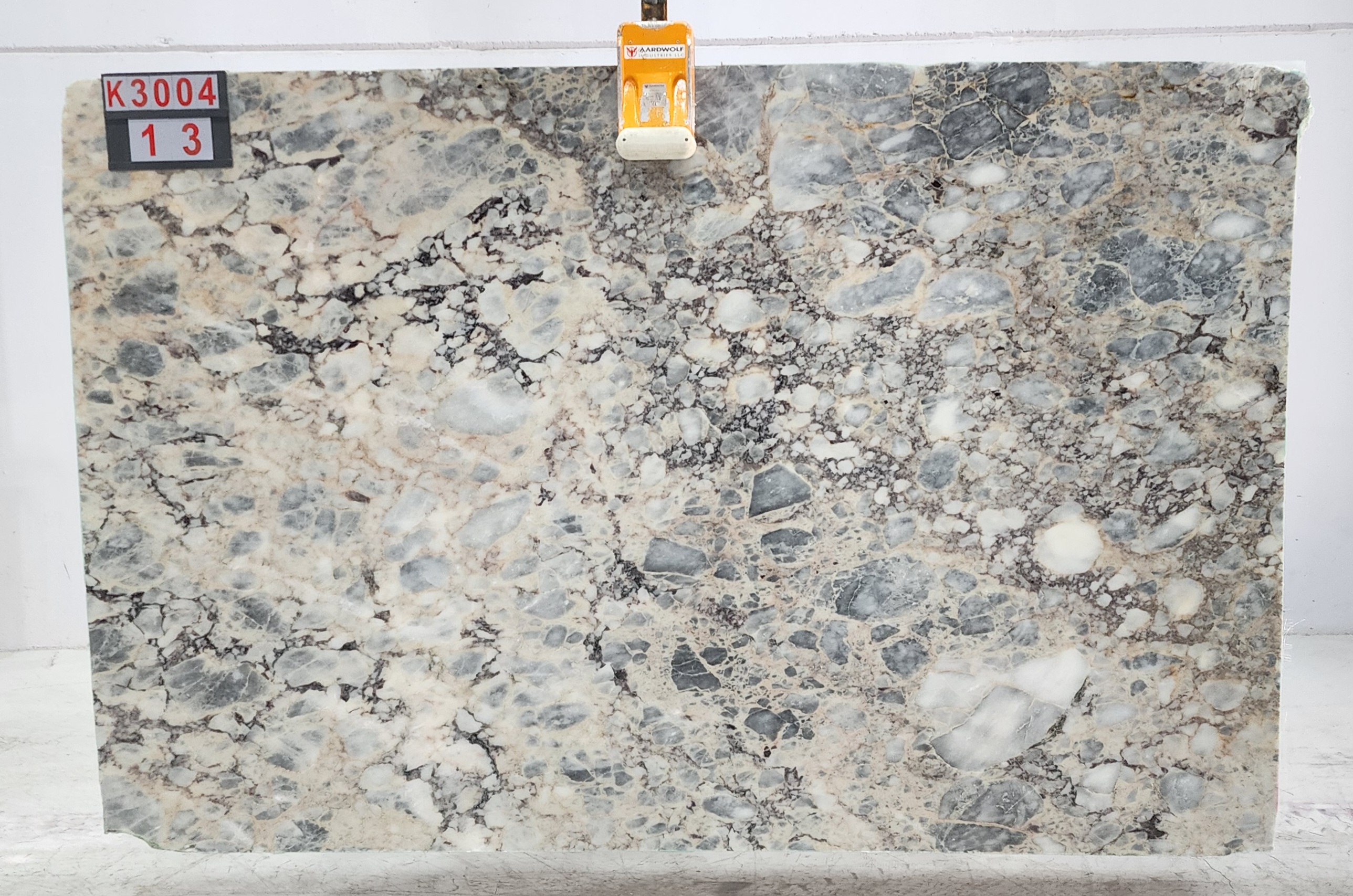 Calacatta Monet Medici Marble Slab in Sun Valley, Los Angeles