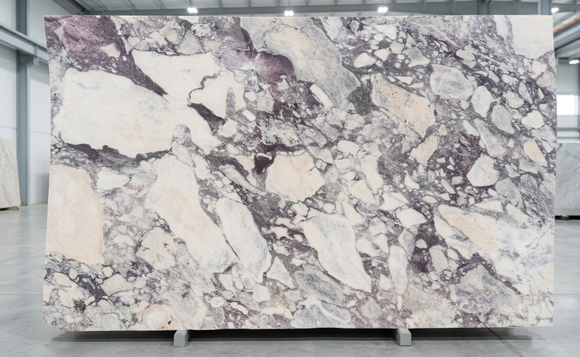 Calacatta Viola Marble Slab in Sun Valley, Los Angeles