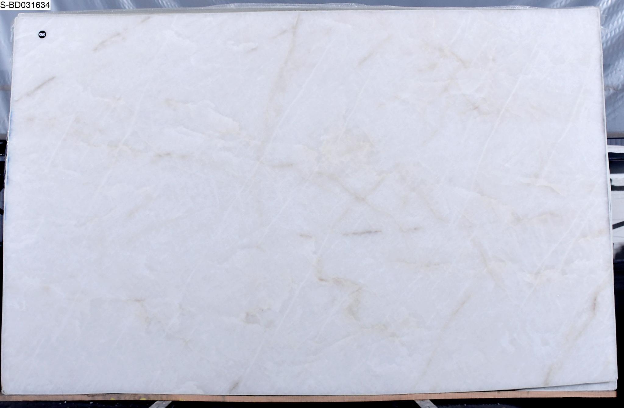 Cristallo Quartzite Slab in Sun Valley, Los Angeles