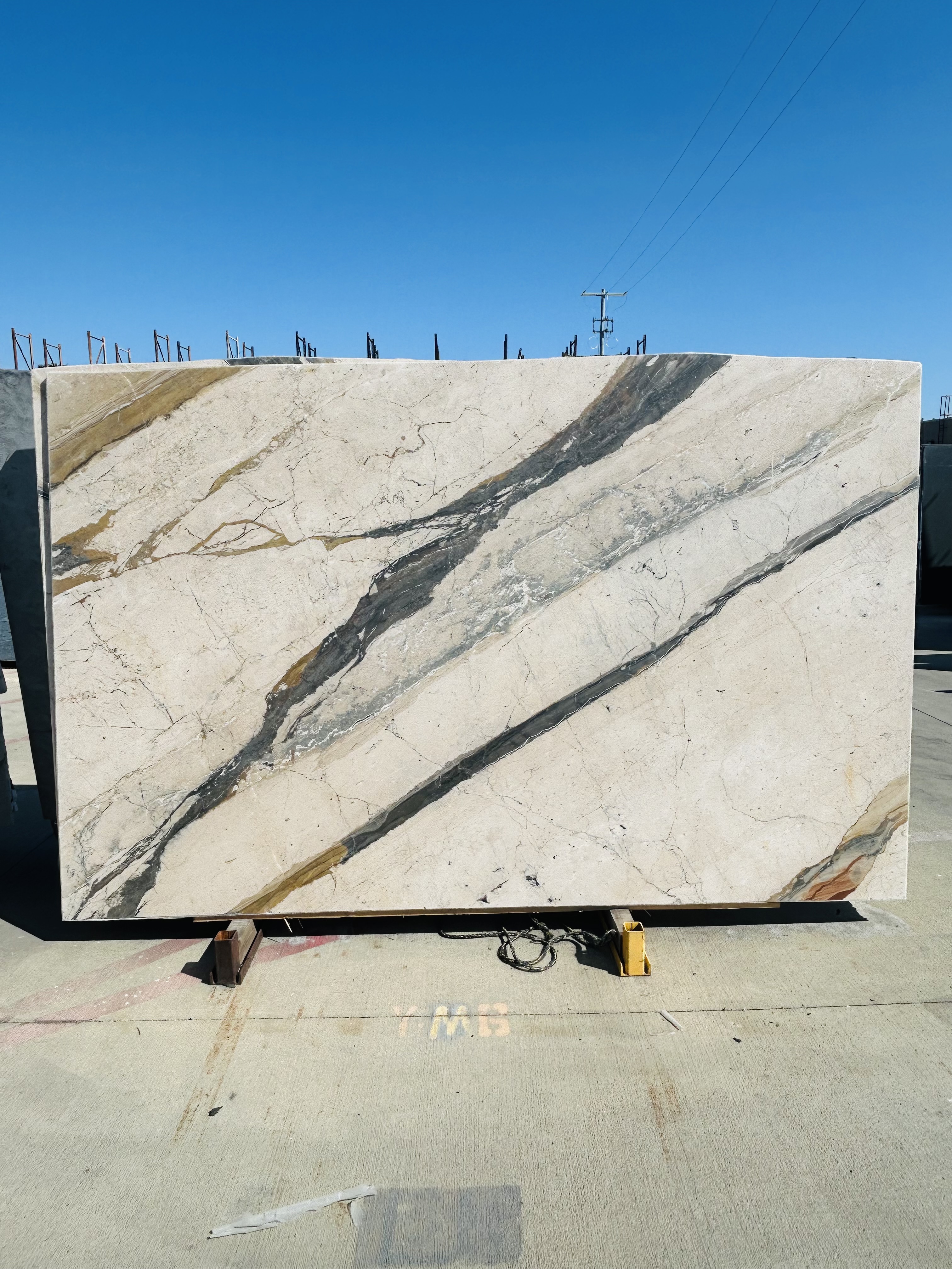 Calacatta Barocco Marble Slab in Sun Valley, Los Angeles