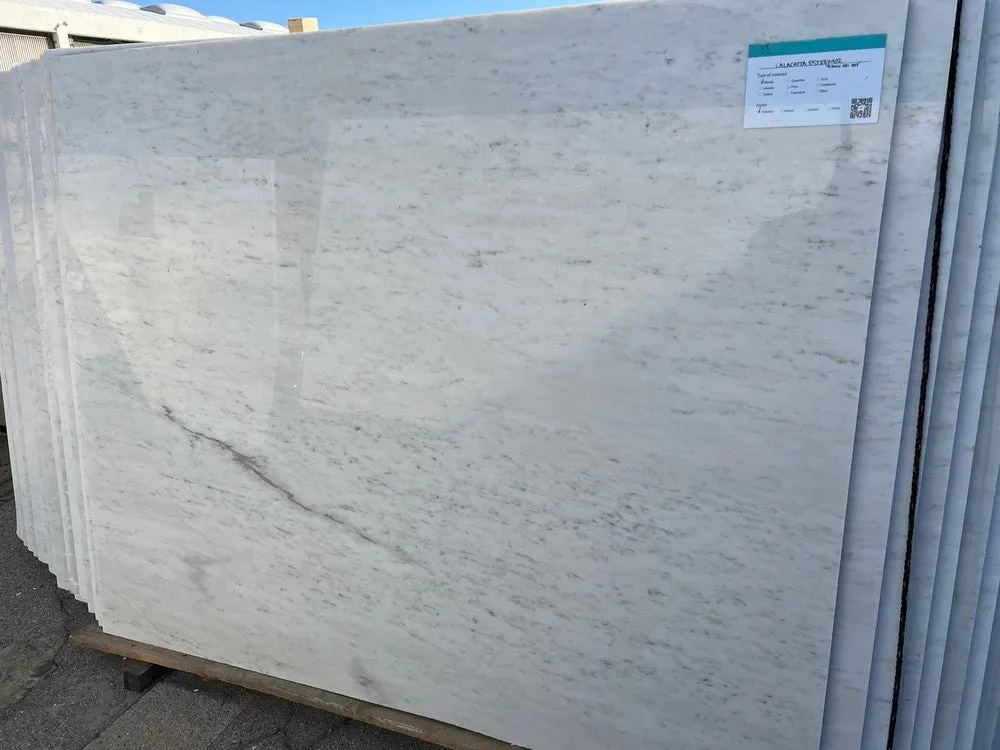 Calacatta Estremoz / Rosa Black Vein Marble Slab in Sun Valley, Los Angeles