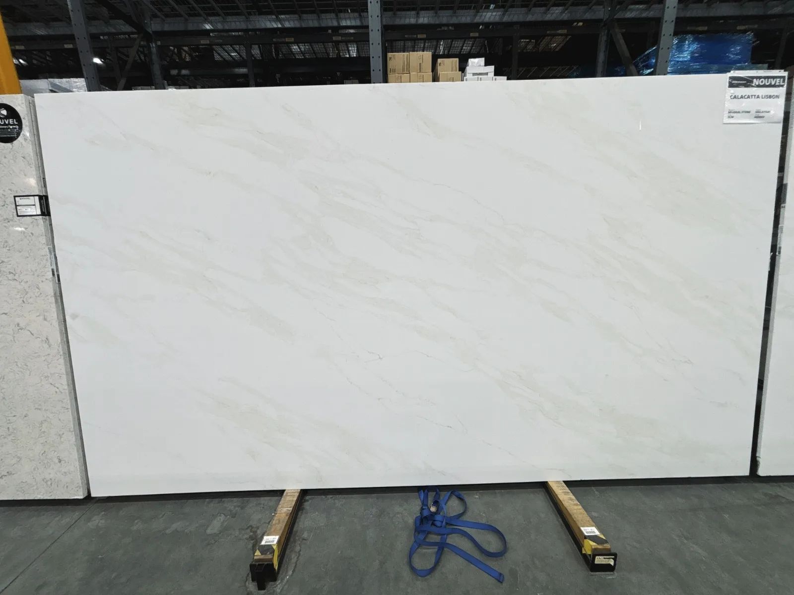 Nouvel Calacatta Lisbon Mineral Composite Slab in Sylmar, Los Angeles