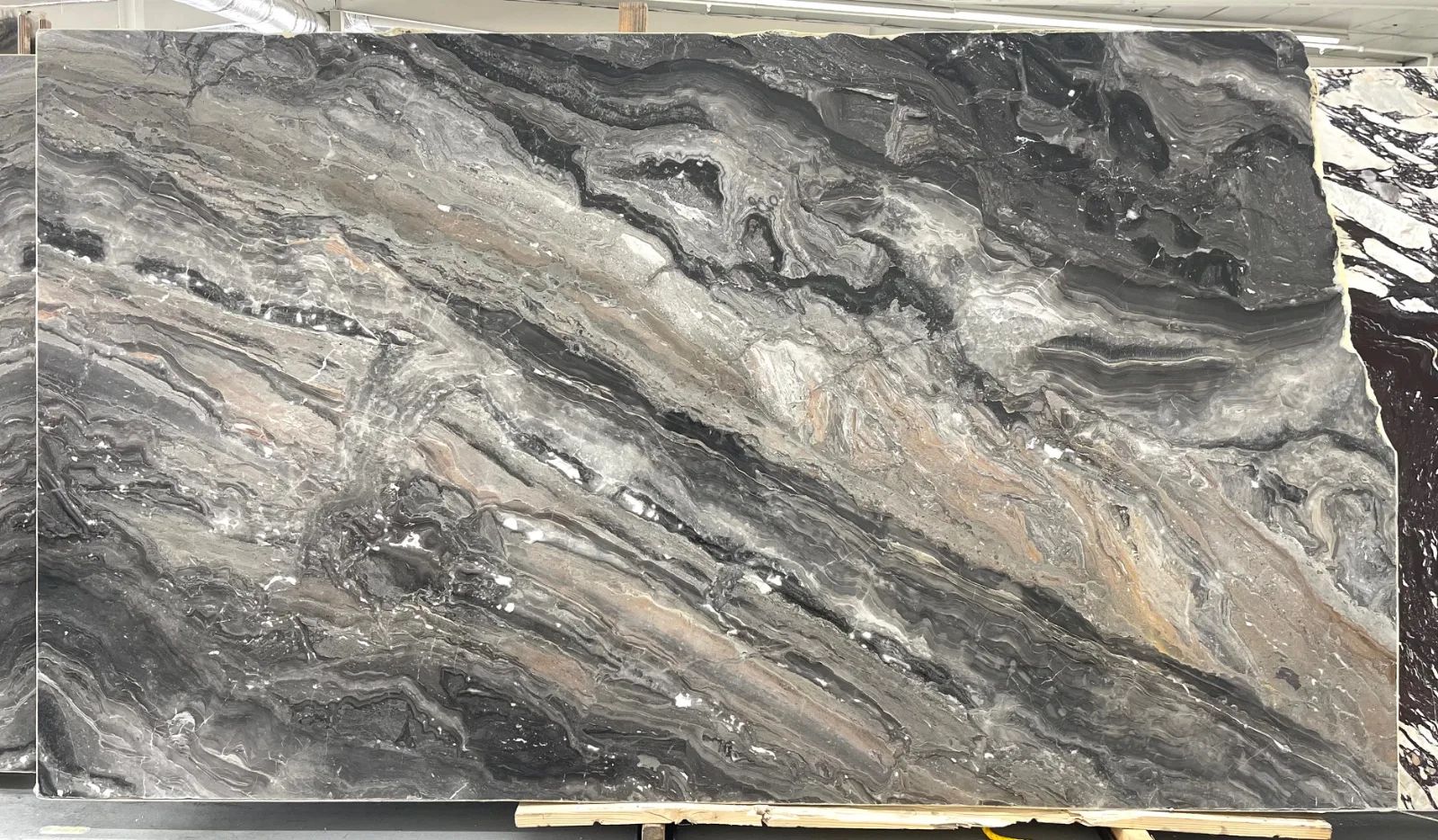 Arabescato Orobico Extra Marble Slab in Van Nuys, Los Angeles
