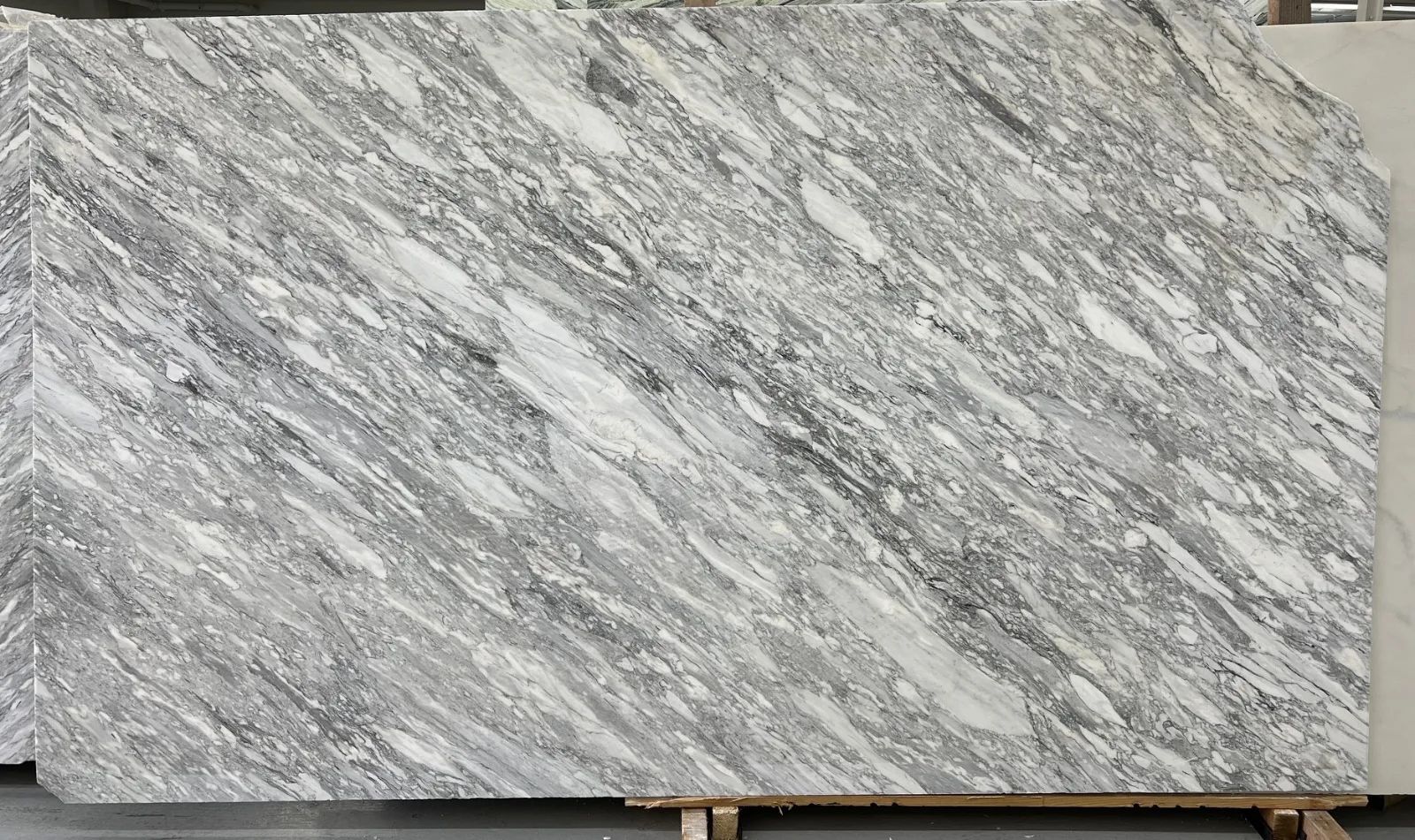 Arabescato Argento Marble Slab in Van Nuys, Los Angeles