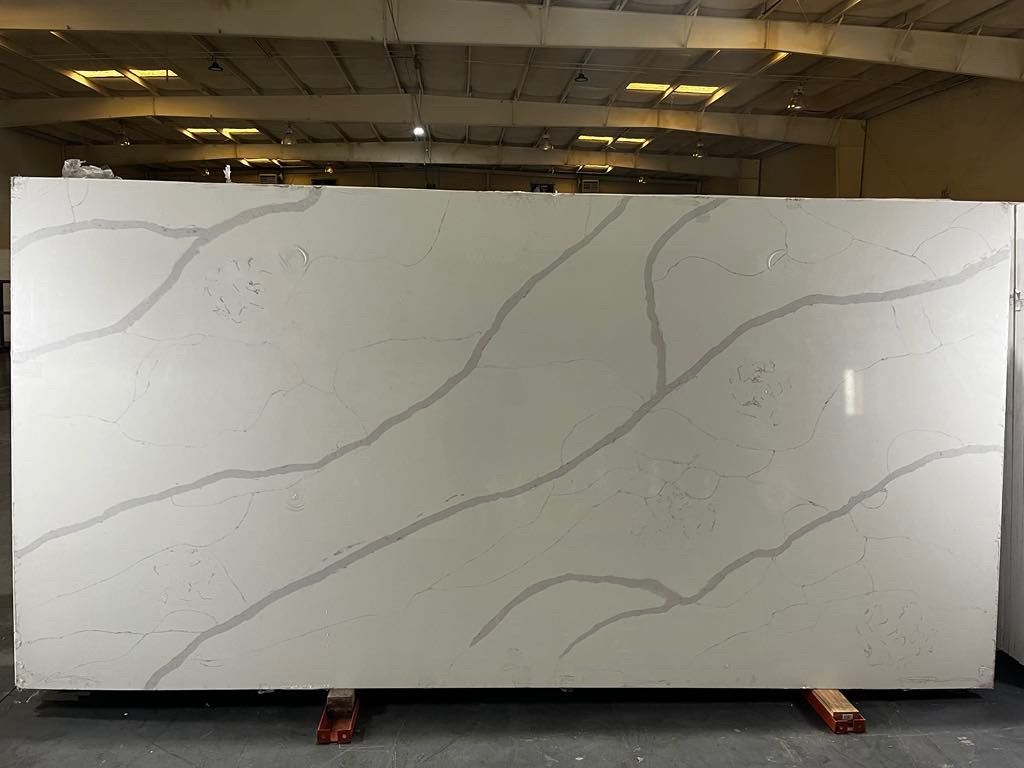 Statuario Venato Quartz Slab in Orange