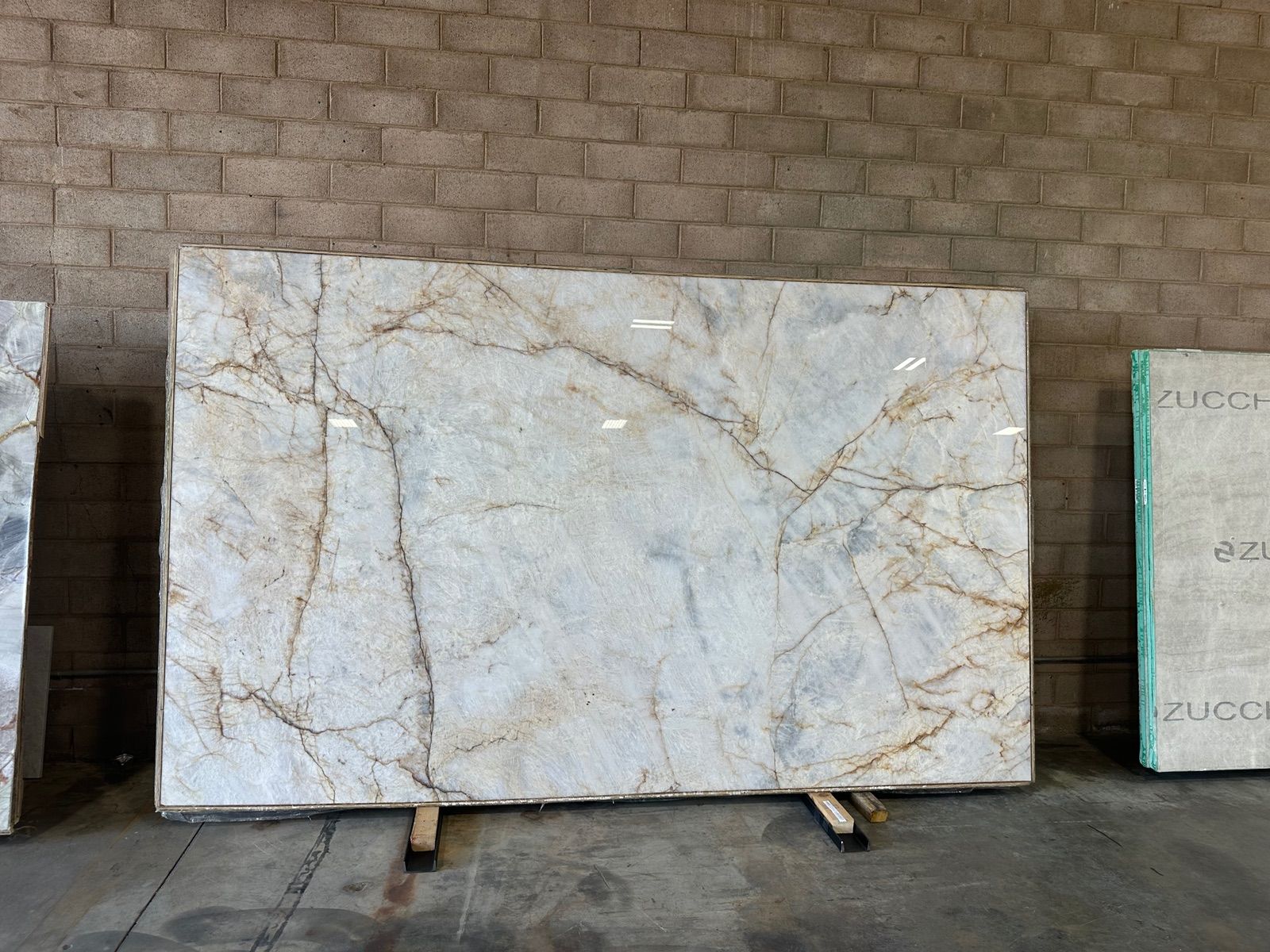 Cristallo Faberge Quartzite