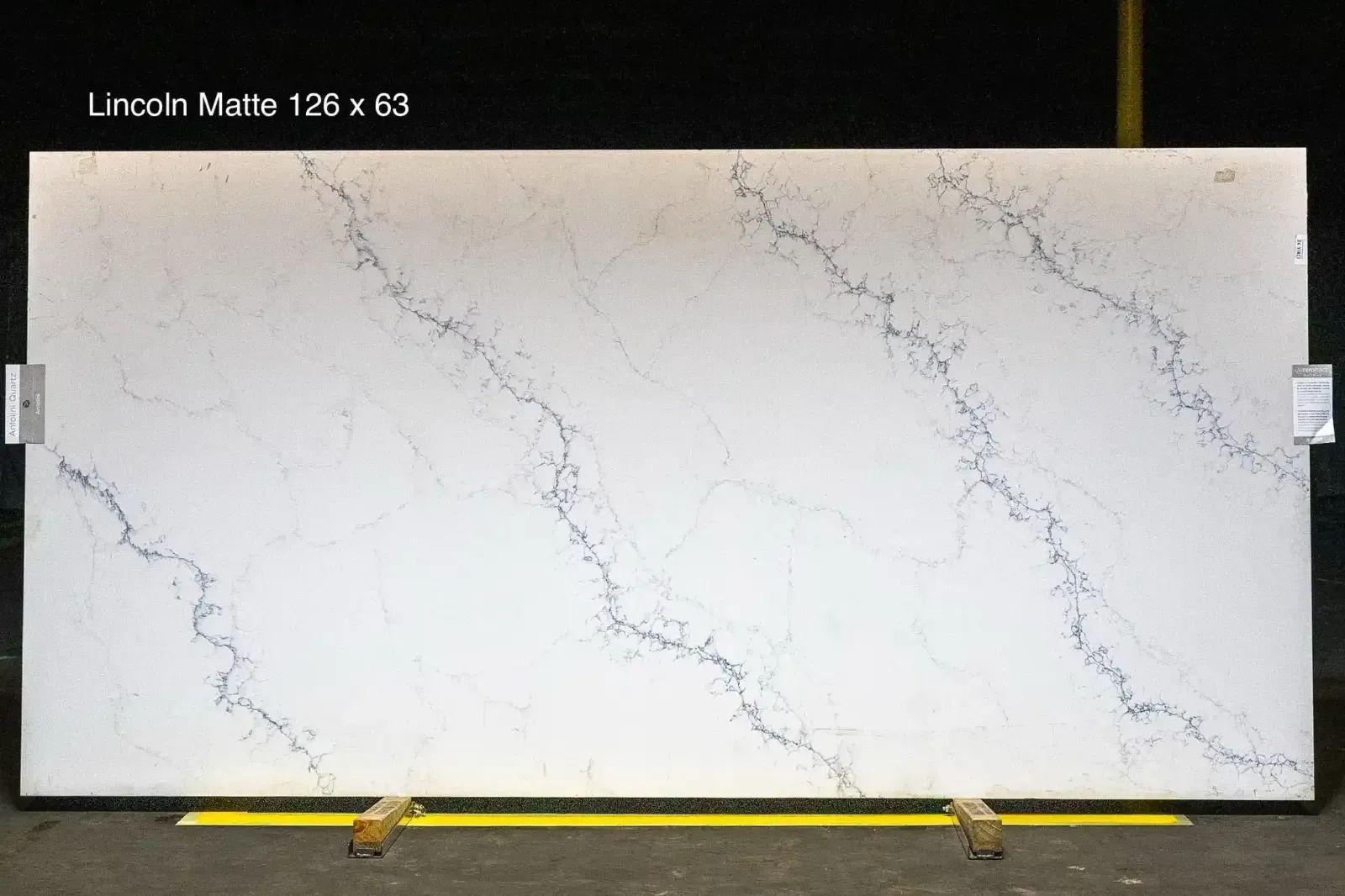 Calacatta Lincoln Quartz Slab in Northridge, Los Angeles