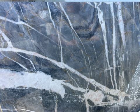 Pandora Quartzite Remnant in Sun Valley, Los Angeles