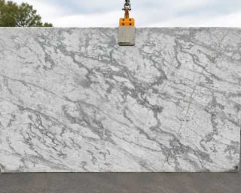 Statuario Sumati Marble Slab in Sun valley, Los Angeles