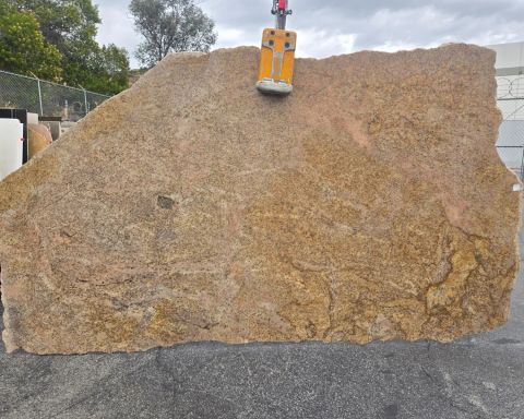 Copper Canyon Granite Remnant in Sun valley, Los Angeles