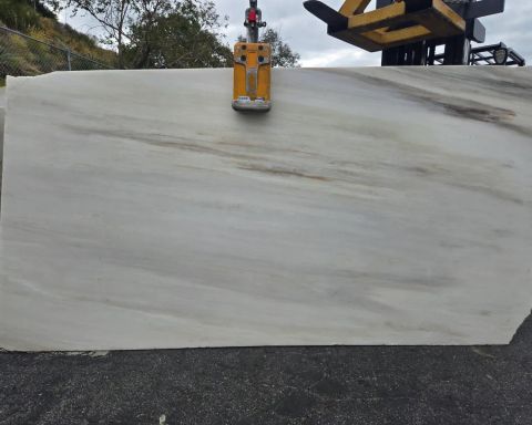 Alpine White Marble Slab in Sun valley, Los Angeles