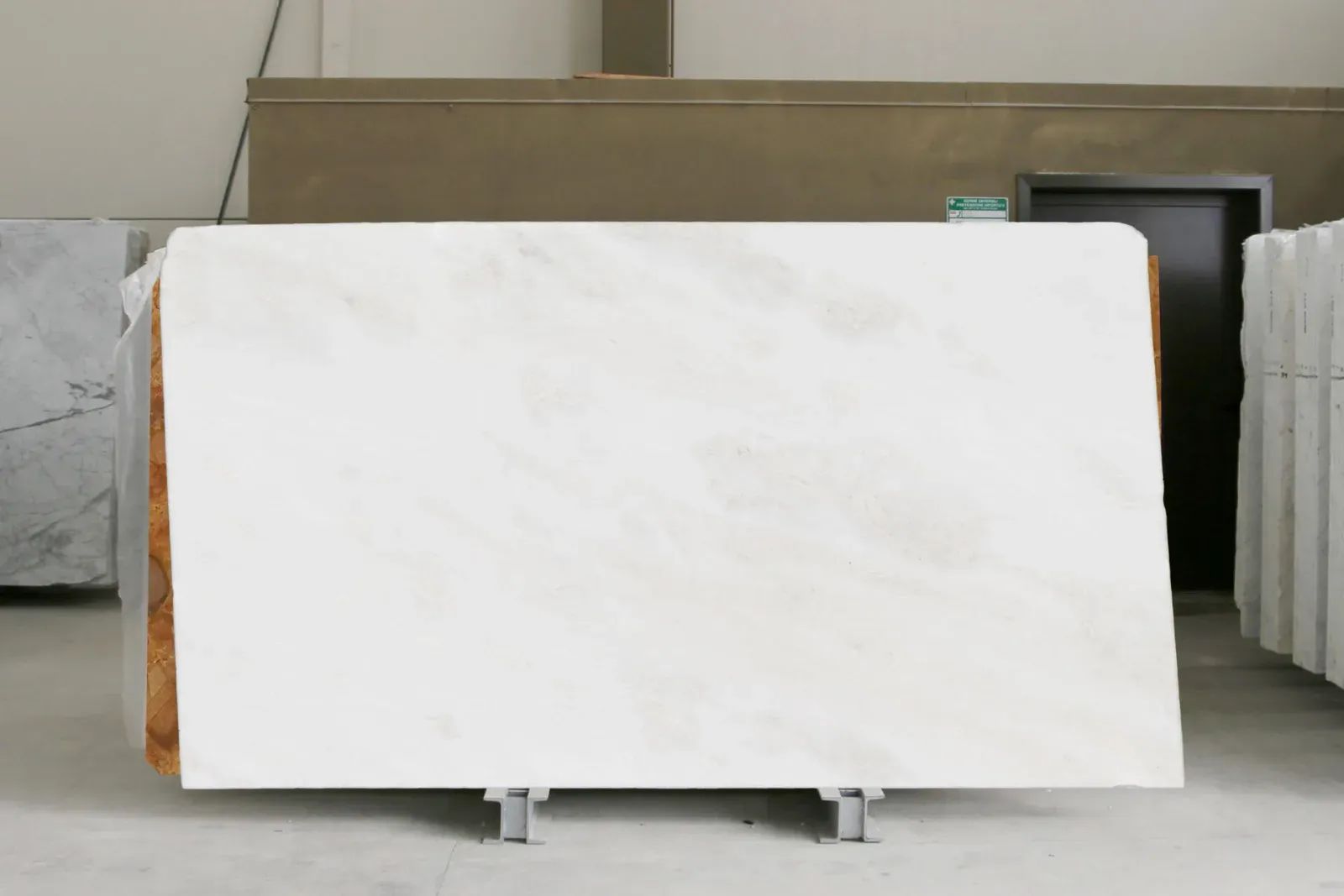 Namibian White 1st Choice Marble Slab in Sun Valley, Los Angeles