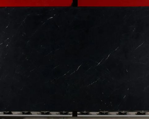 Saratoga Quartzite Slab in Sun Valley, Los Angeles