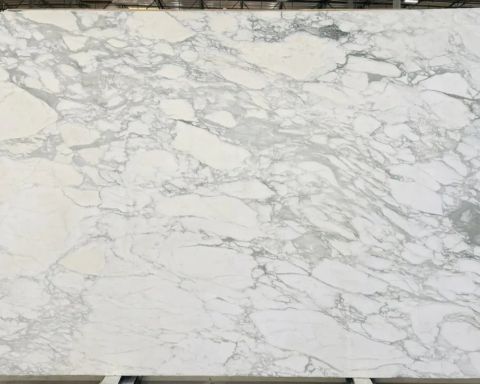 Calacatta Viola Marble Slab in Sun Valley, Los Angeles