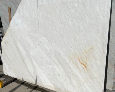 Calacatta Cremo Marble Slab in Sun Valley, Los Angeles