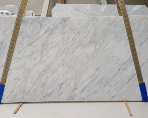 Calacatta Caldia Marble Slab in Sun Valley, Los Angeles
