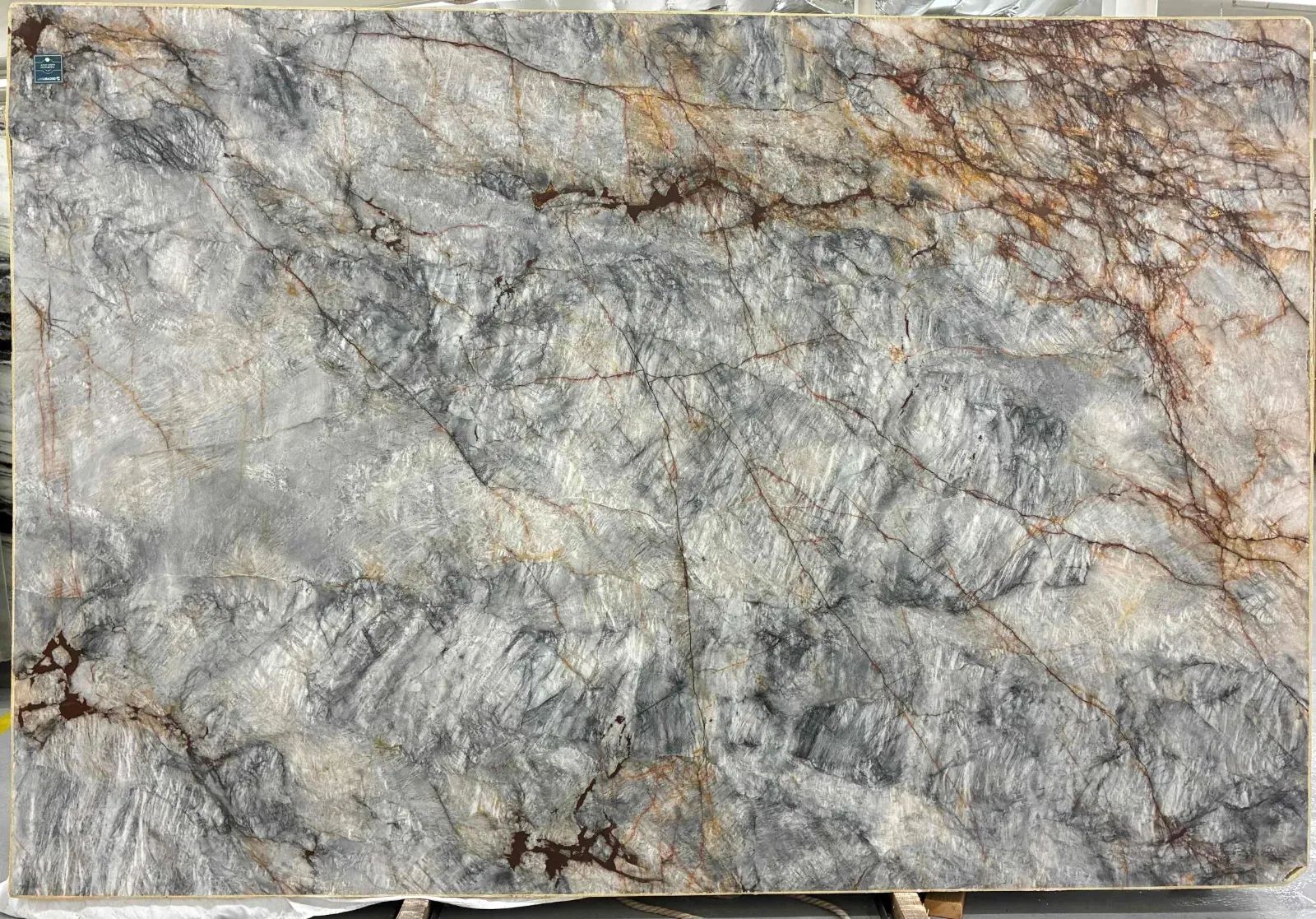 Cristallo Azur Quartzite Slab in Van Nuys, Los Angeles