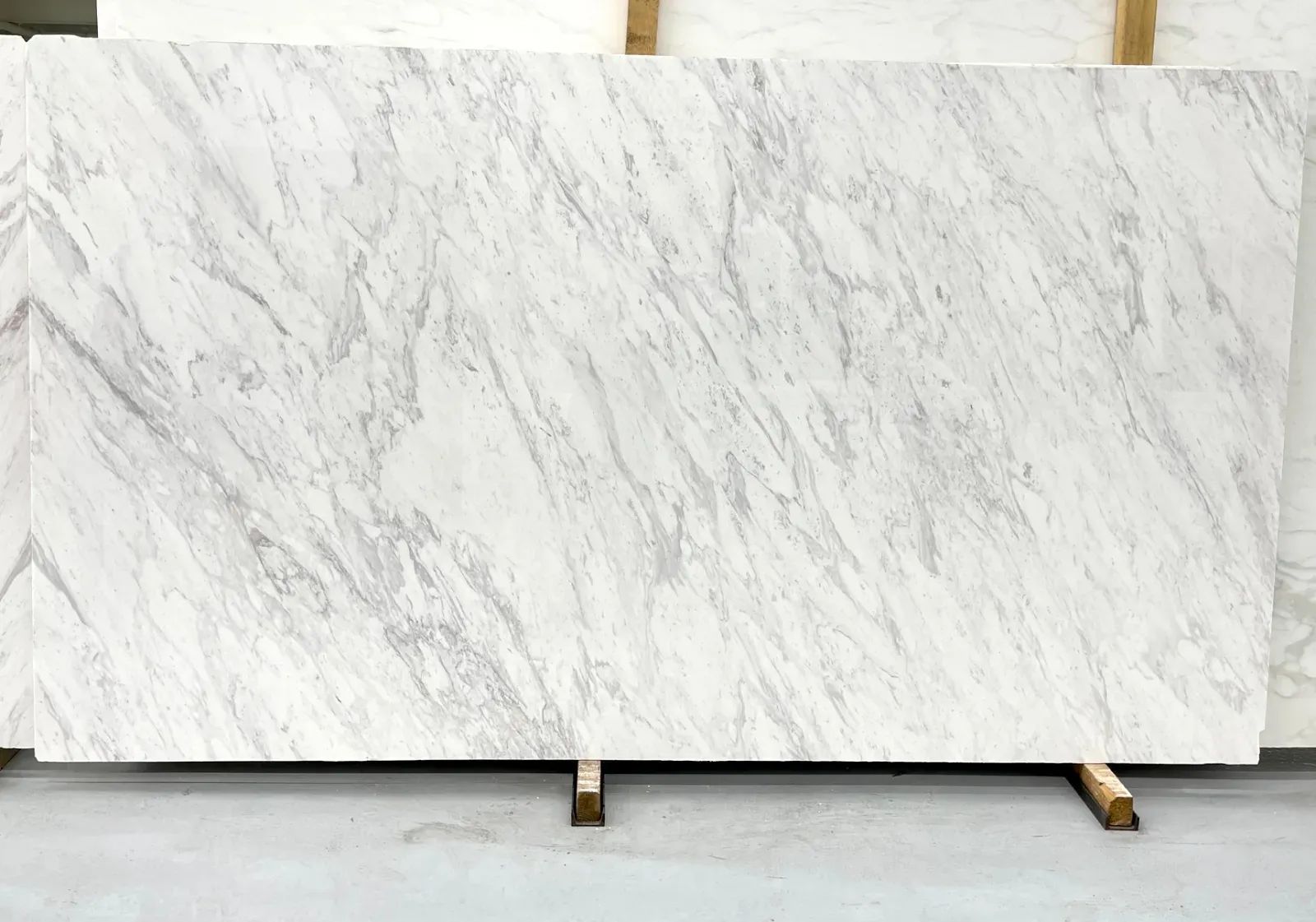 Calacatta Venus Marble Slab in Van Nuys, Los Angeles