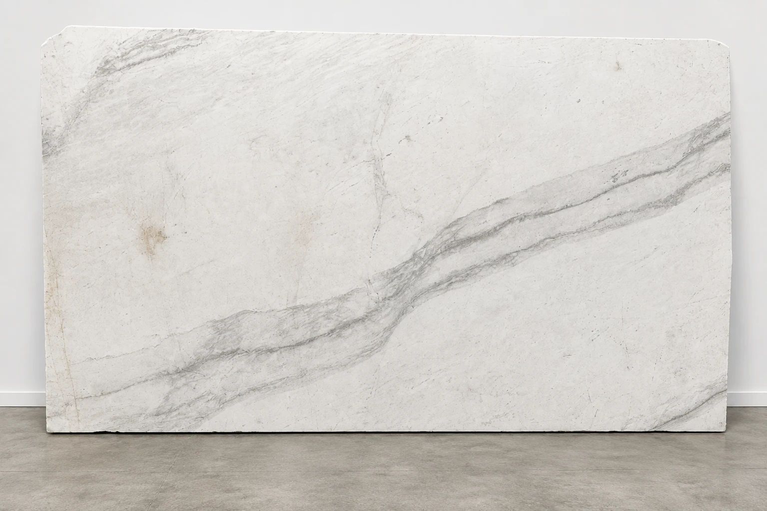 Calacatta Mistral Marble Slab in Santa Clarita