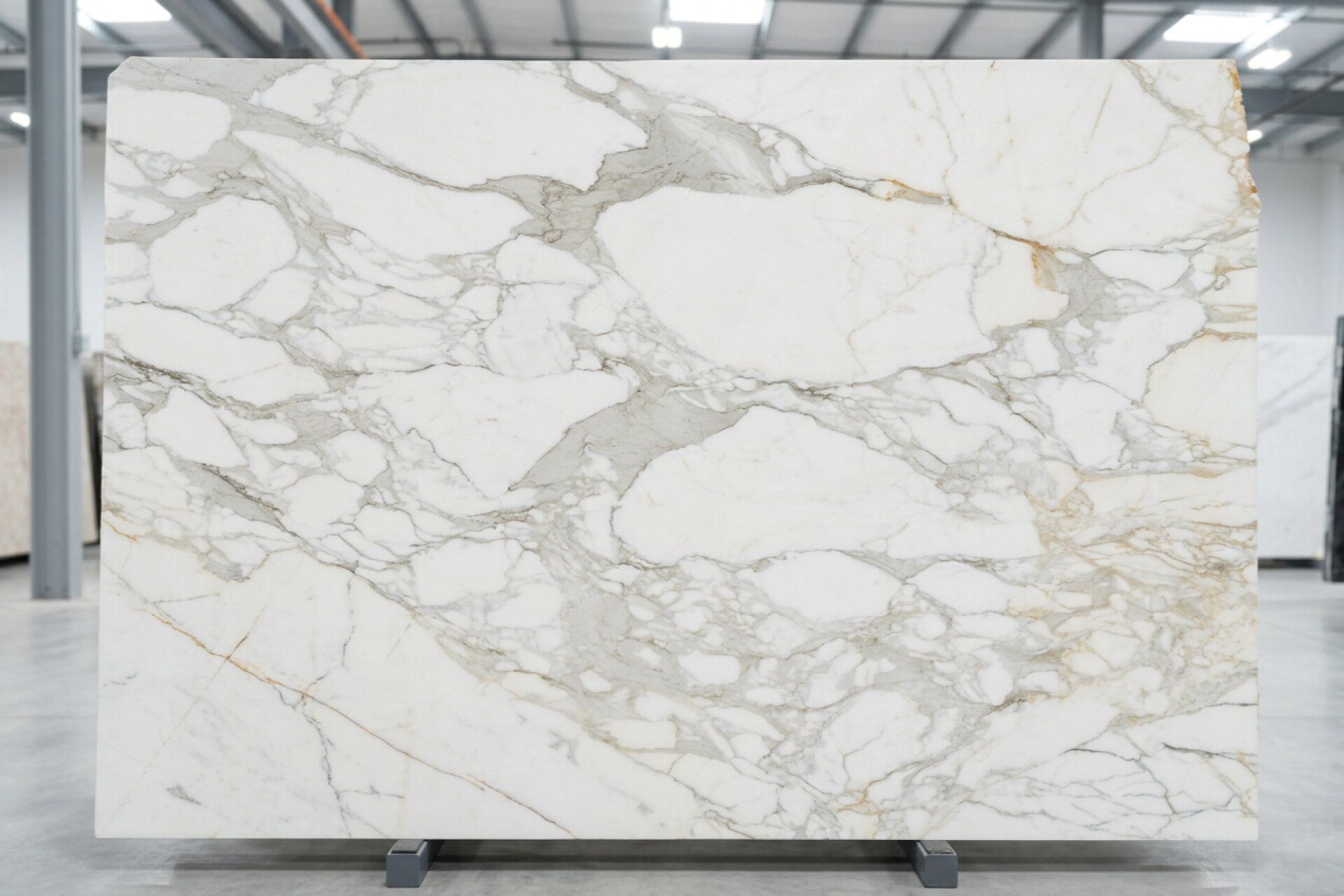 Calacatta Gold Borghini Marble Slab in Sun Valley, Los Angeles