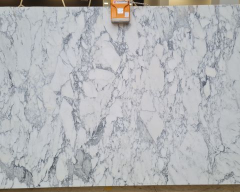 Arabescato Corchia Marble Slab in Sun Valley, Los Angeles