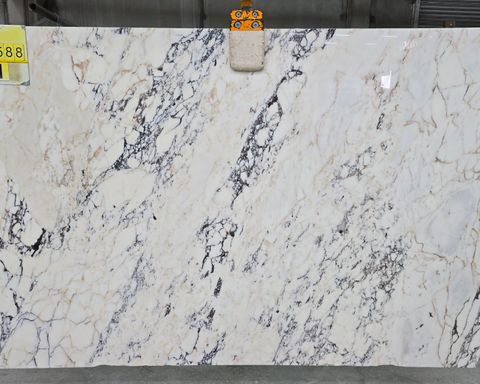 Calacatta Viola Marble Slab in Sun Valley, Los Angeles